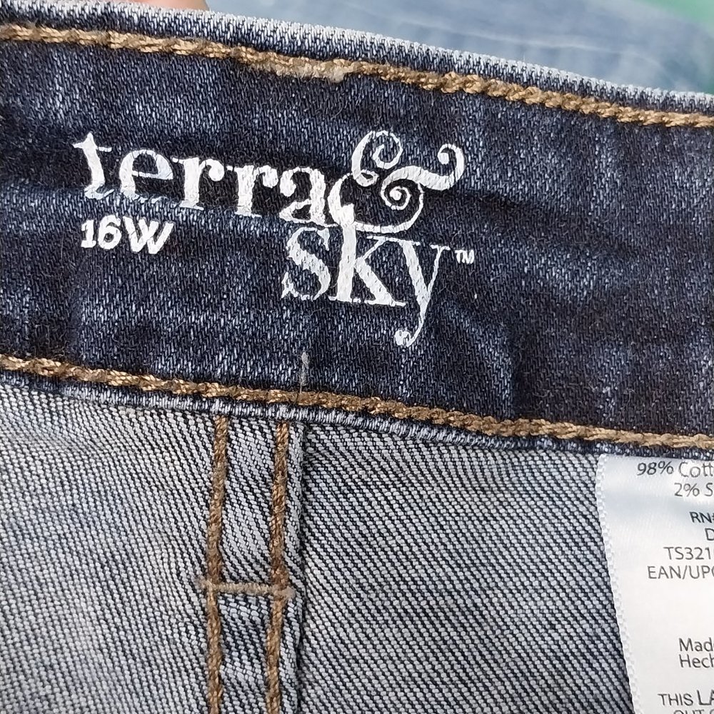 2686 Size 16W Terra & Sky Upcycled Stretch Bell-Bottoms - Picture 8 of 8